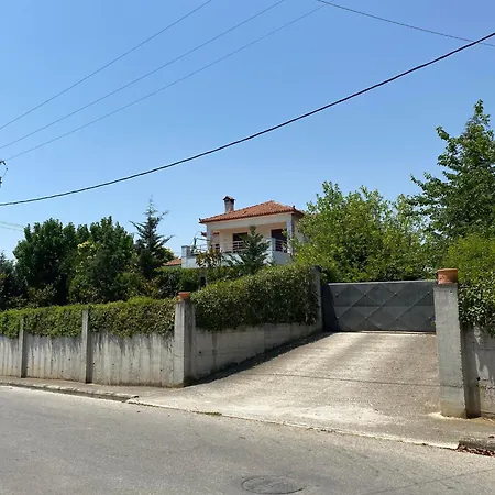 Spitiayia Villa *