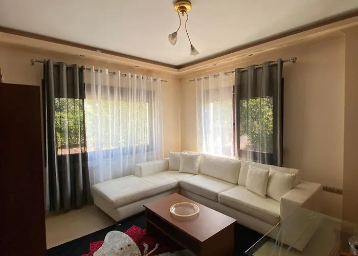 Villa Spitiayia Agia (Larissa)